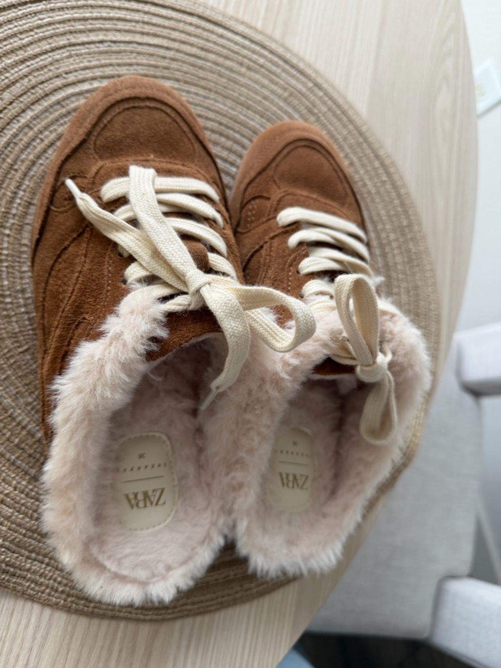 Zara Tan 100% Suede Women's Sneakers with Cream Fur Trim